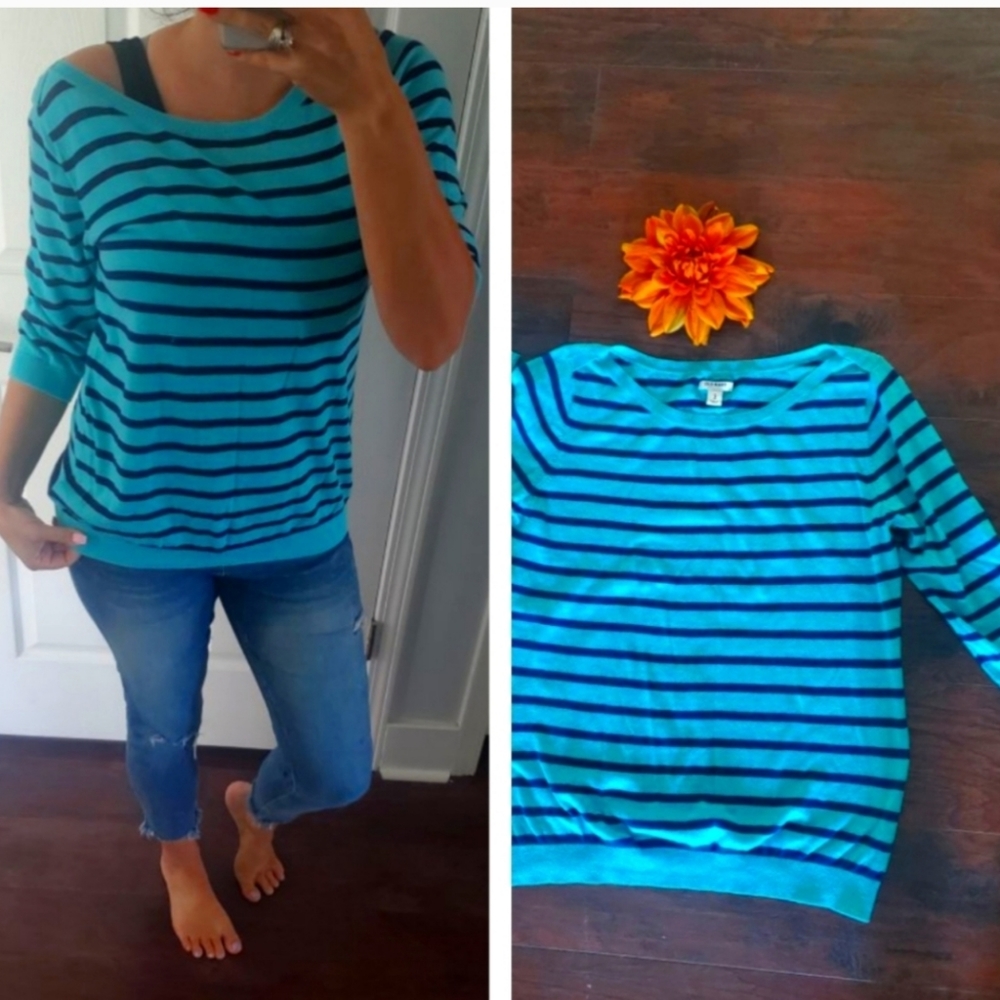 OLD NAVY STRIPED CREW SWEATER 💕 - Picture 3 of 9